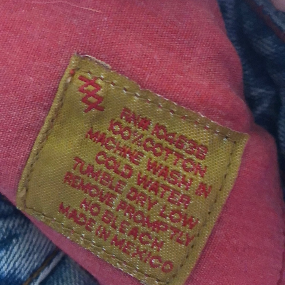 Jeans - Picture 5 of 5